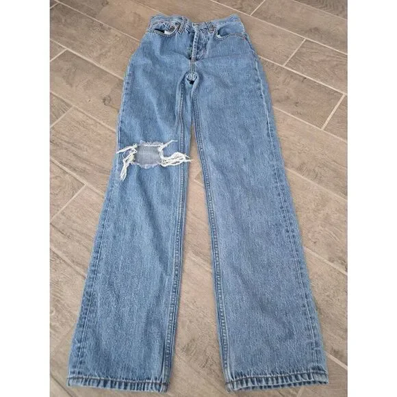 Women's Still Here Jeans Relaxed Leg Straight Size 23 - Picture 1 of 9